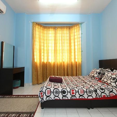 Noah'S Homestay Shah Alam Exteriör bild